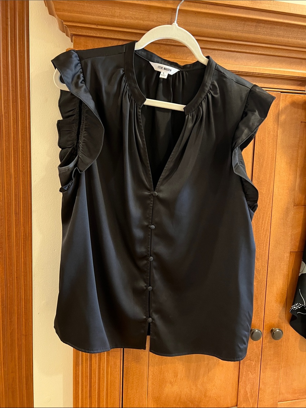Steve Madden Black Satin Ruffle Sleeve Button-Front Blouse